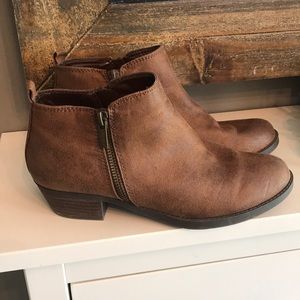 Carlos ankle boots